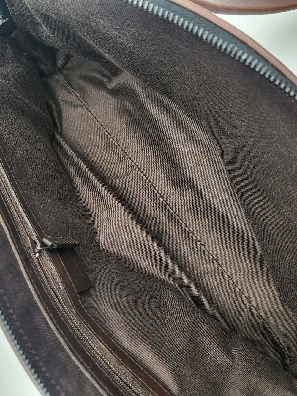 GUCCI Ophidia Canvas Monogram Shoulder Bag in Chocolate Brown. Authentic..